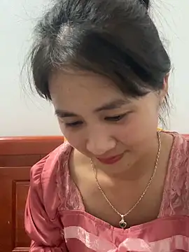 XXX chat uživo modela LittleSun_