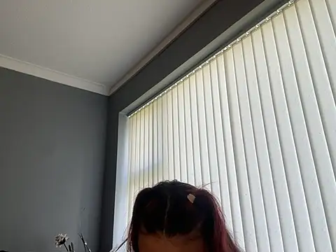 FoxyValentine Adlı Modelin Canlı XXX Sohbeti