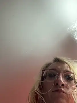 Kittaekatt Live XXX Chat