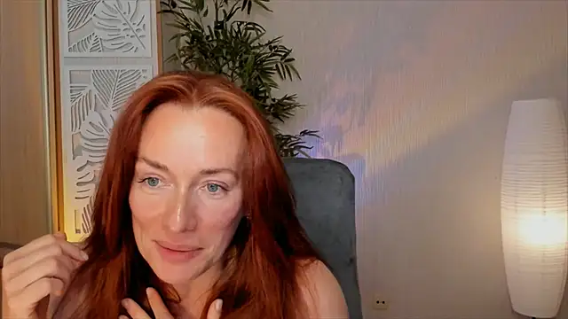 Chat +18 de RebeccaMartinez ao vivo