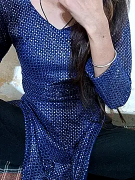 Naughty_Ada Adlı Modelin Canlı XXX Sohbeti