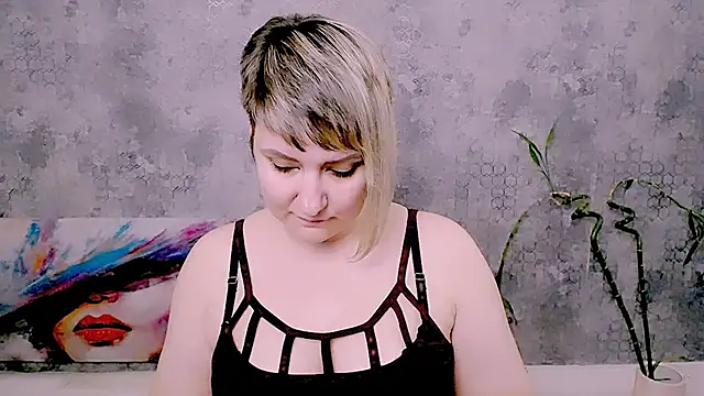 Djullia – Live XXX-chat