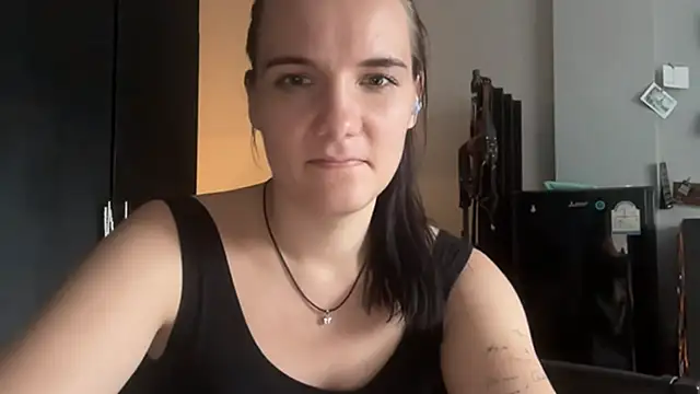 Chat +18 de RosePlant ao vivo