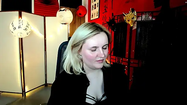 Онлайн чат XXX KathyBriggs