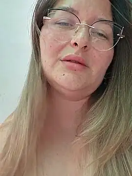 Chatroom XXX en direct de BellaMonella88