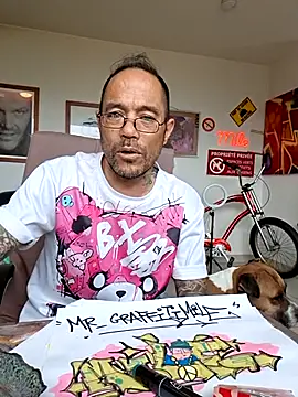 Živý XXX chat Mr_Graffitimile
