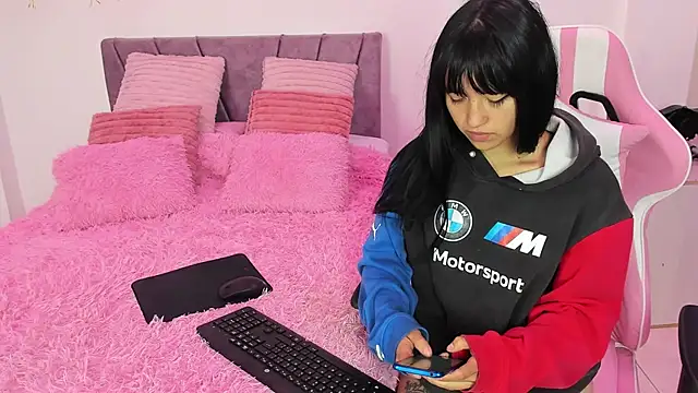 โชว์เว็บแคมของ KylieLovee