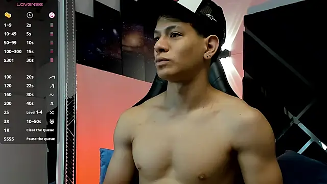 TonyPetrovjs' Live XXX Chat