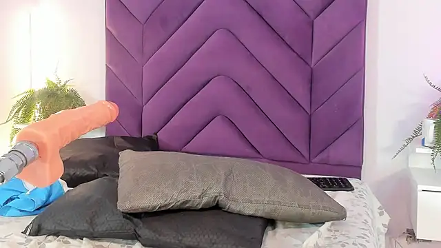Aprilberri's Webcam Show