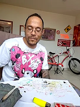 Mr_Graffitimile's Live XXX Chat