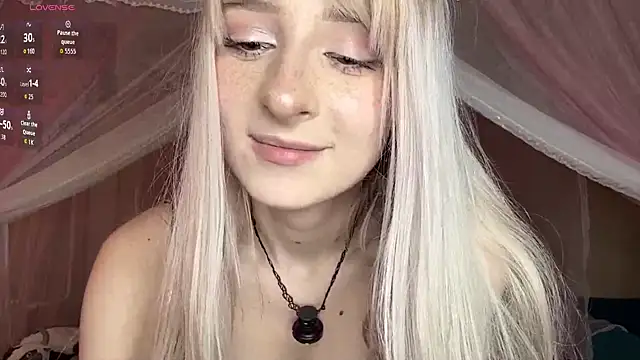 OnlyEva1 Adlı Modelin Canlı XXX Sohbeti