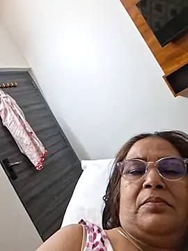 daisy4577's Webcam Show