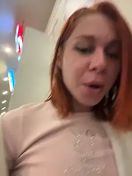 RosieSecret Adlı Modelin Canlı XXX Sohbeti