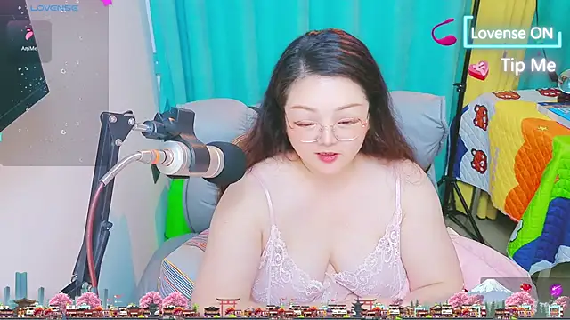 AngelwithEcupのライブXXXチャット