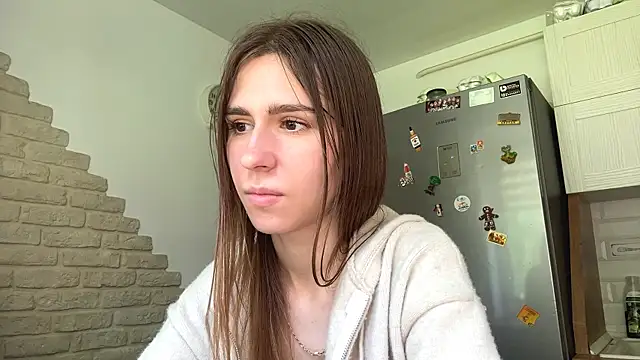 ZaraGuyette's Live XXX Chat