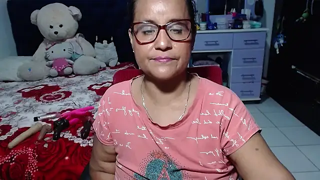 Chat XXX en directo de pervert_mommy_