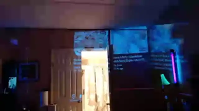 AerobicSleeve's Webcam Show