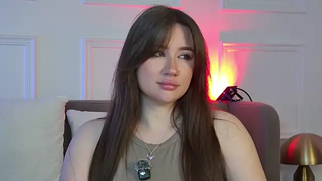 MeganStrane Adlı Modelin Canlı XXX Sohbeti