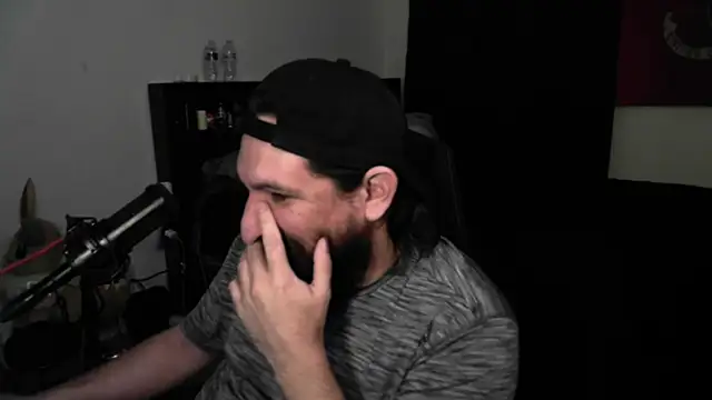 DevilPup75_'s Webcam Show