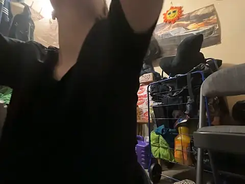 Snowbunnycake_131 webcam show