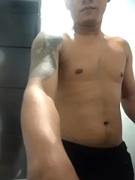 latinosexi11 – webcam-show