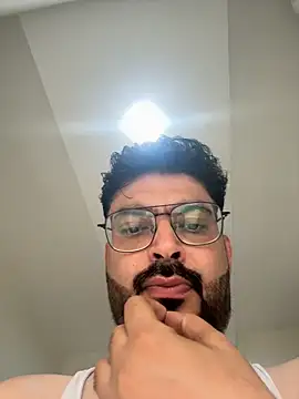 hot_rajat Chat XXX in diretta