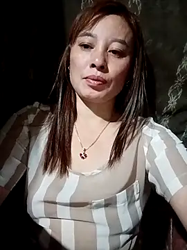 Chat +18 de kaia-cam ao vivo