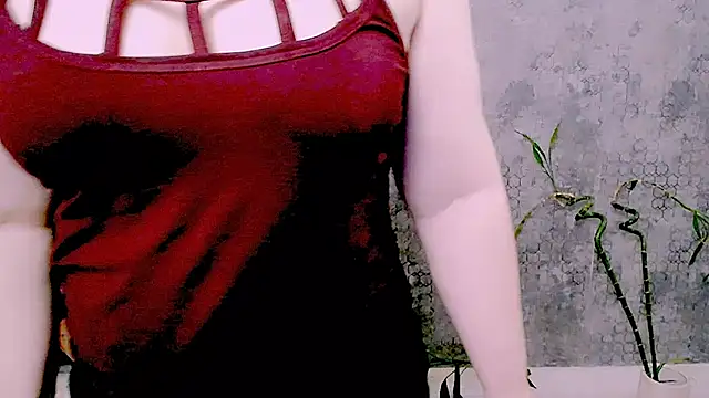 Djullia's Live XXX Chat