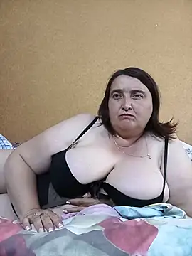 Chat XXX en directo de LiluHot