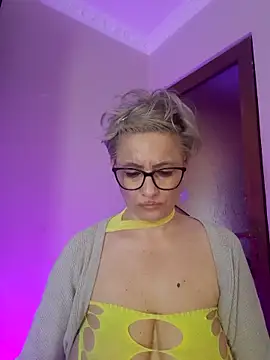 XXX chat uživo modela LunaBlaise