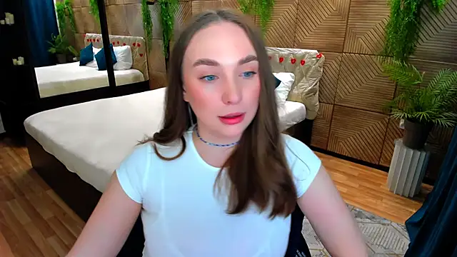 TrueReincarnation Chat XXX in diretta