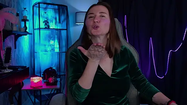 XXX chat uživo modela Golden_Dragon