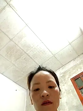 Girl-l 在線直播表演