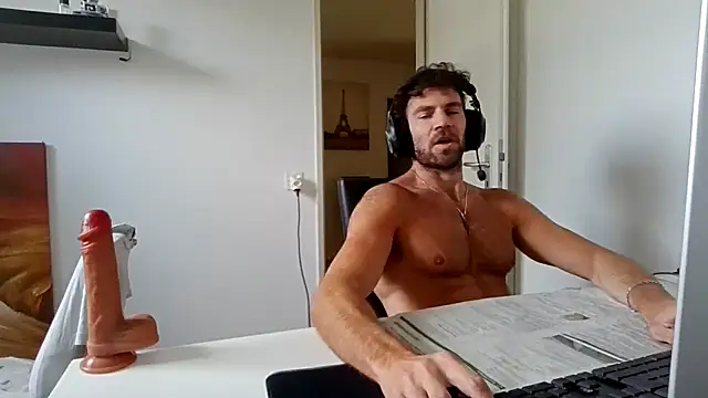 alpha-hunk Webcam-Show
