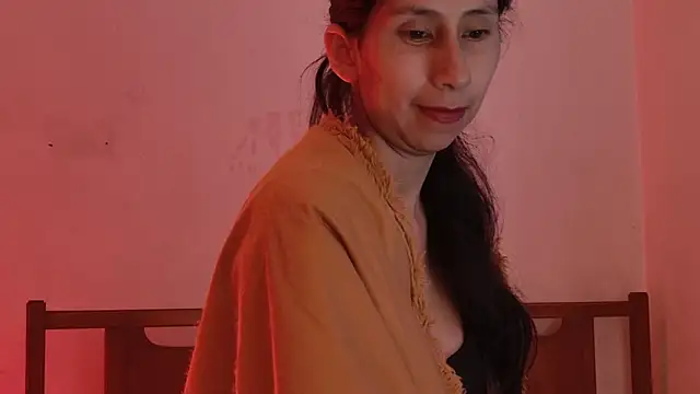 MoonLipsON-n Live XXX chat