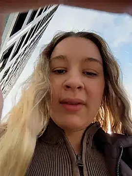 SashaCatt webcam show