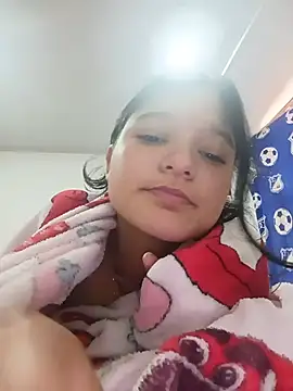 Sweet_Innocence_ webkamerás műsora