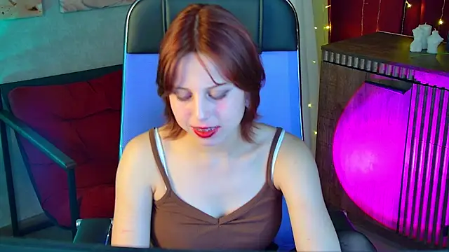 XXX chat uživo modela VivienneHebert
