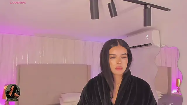 kaylarossi's Live XXX Chat