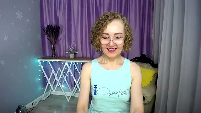 Вебкам-шоу queen_a_n_i