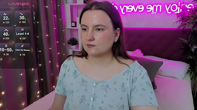 FeralPeach élő XXX-chatje