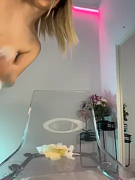 ScarletFlameee Chat XXX live
