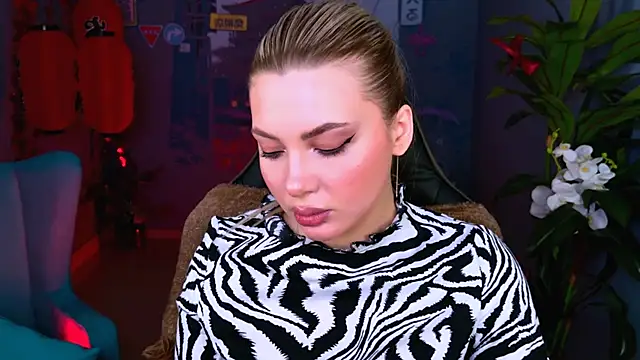 HyileyClark's Live XXX Chat