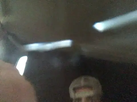Whiskey615 Show in webcam