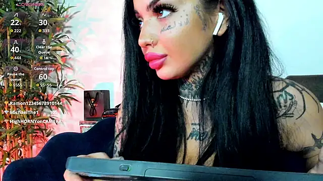 CreamyInkky_'s Live XXX Chat