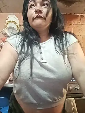 Chat XXX ao vivo de isis_milove