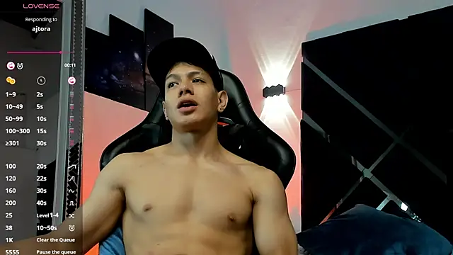 Chat XXX en directo de TonyPetrovjs