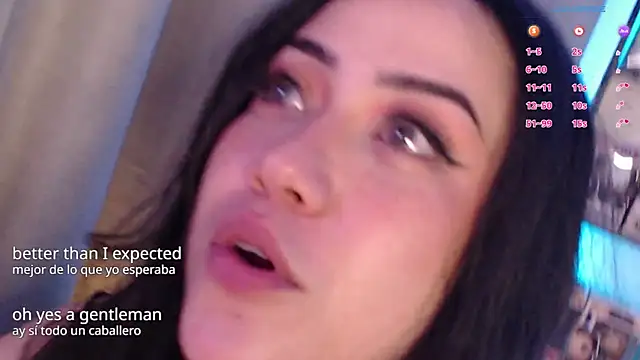 Emmy_Ruiz Chat XXX in diretta