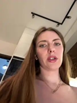 Chat +18 de MariiD ao vivo