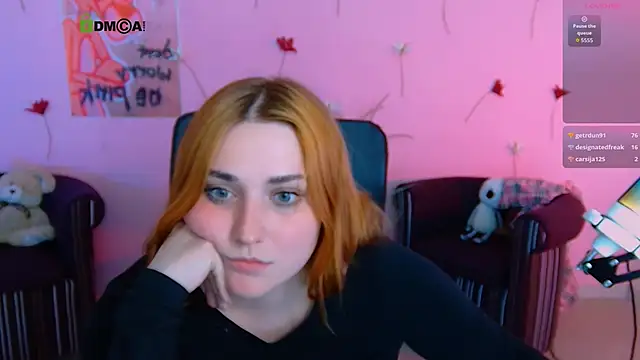 Živý XXX chat casey_meow_